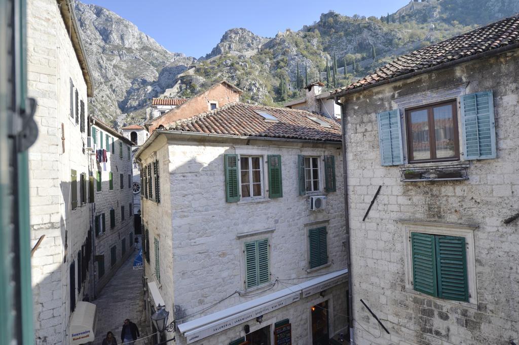 Palazzo Max And Alex Apartments Kotor Exterior photo