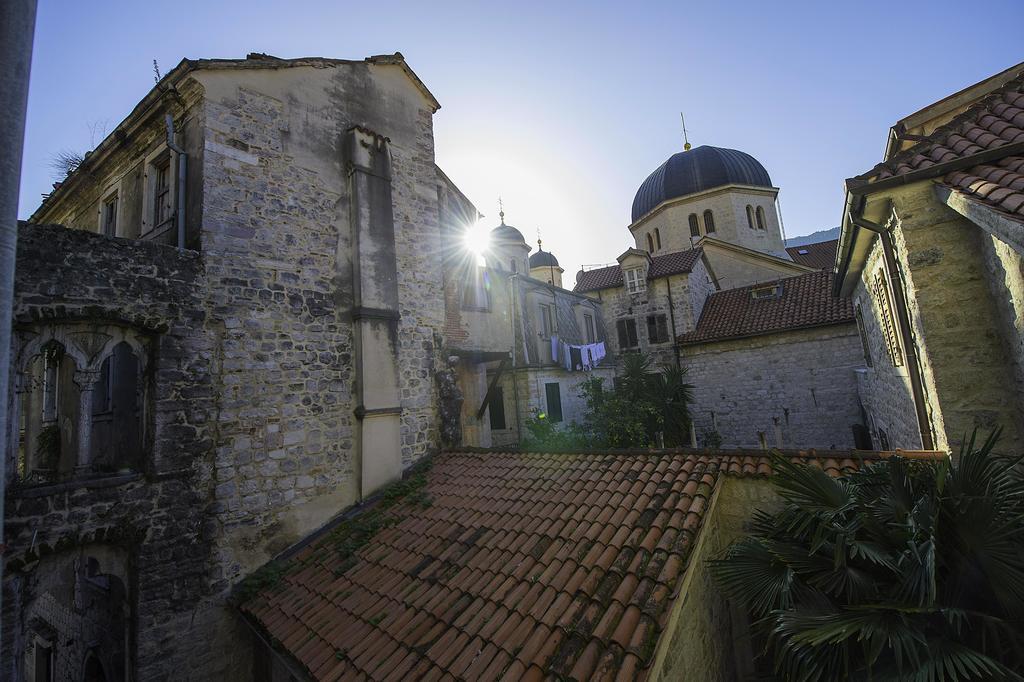 Palazzo Max And Alex Apartments Kotor Exterior photo